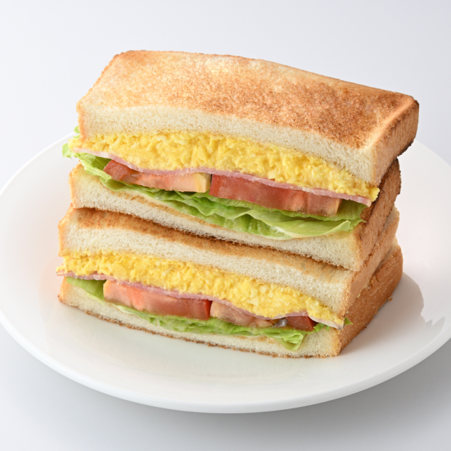 トーストサンドふわふわタマゴ